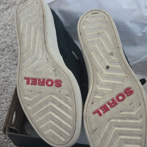 Sorel Black and White Logo Design - Picture 5 of 7